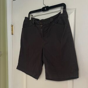 Women's Flat Front Cotton Shorts - Rich Brown.